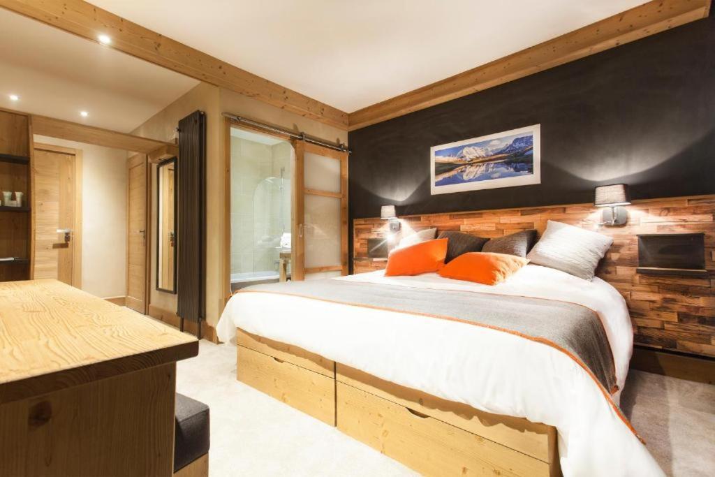 Hotel Saint Charles Val Cenis Lanslebourg-Mont-Cenis Bagian luar foto