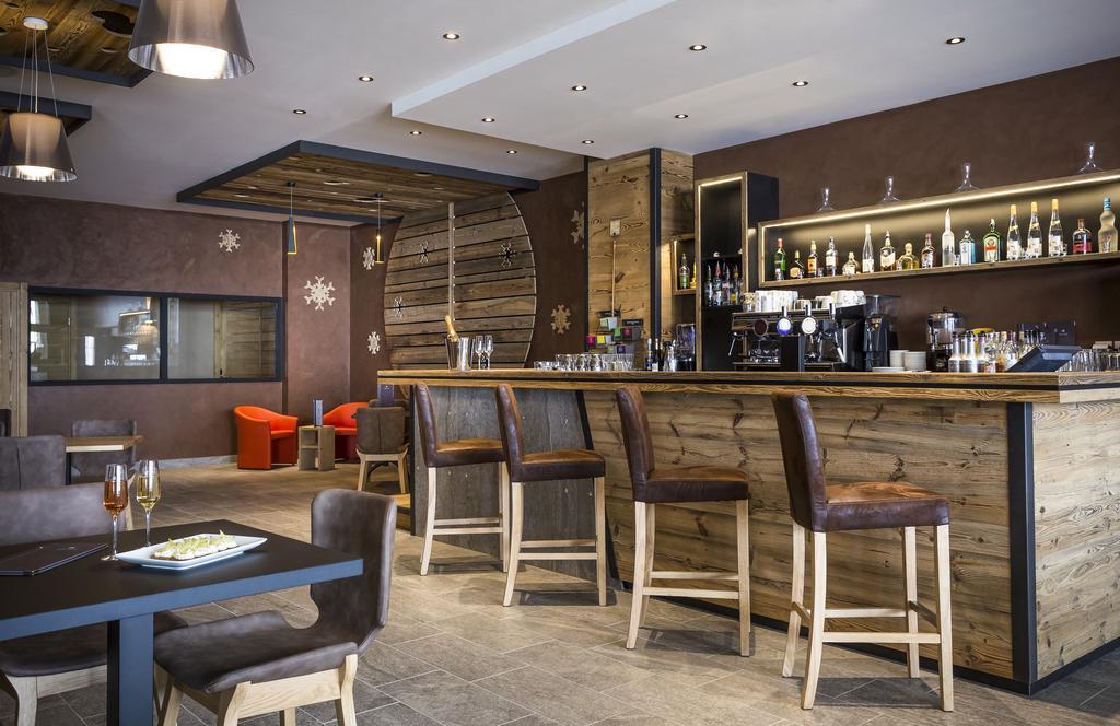Hotel Saint Charles Val Cenis Lanslebourg-Mont-Cenis Bagian luar foto
